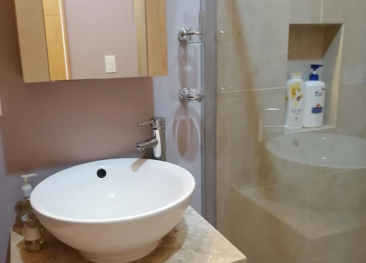 Bahia Del Tezal 204B: Great 2Br/2Ba Condo 5 Min From Downtown Cabo, Big Pool! Cabo San Lucas México
